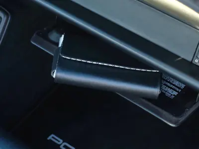 Leder-Dokumentenmappe, Schwarz mit Pepita-Innenseite. Porsche 991 / 992